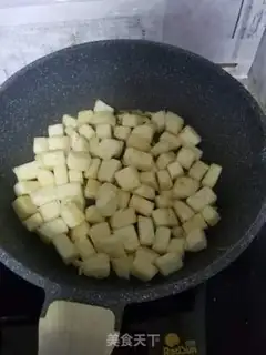 Make Quail egg fried tarts step 3