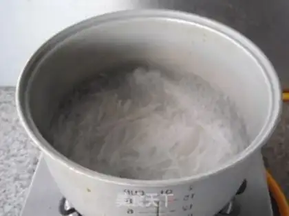 Make A radish fan soup step 2