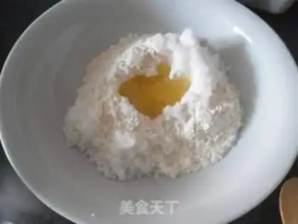 Make Powder crackers step 0