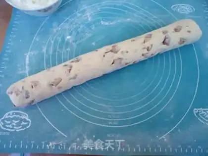 Make Cut the red dates step 5