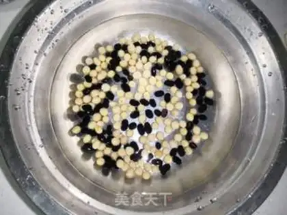 Make Twin bean bean soy sauce step 1