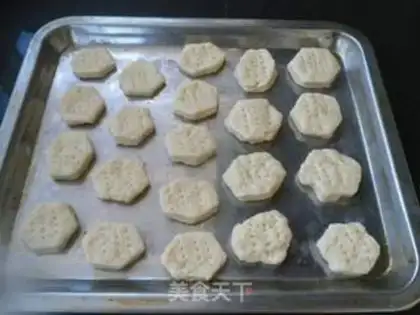 Make Powder crackers step 6