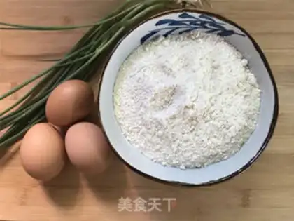 Make Onion egg pancakes step 0