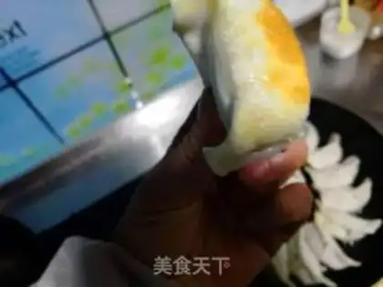 Make Three fresh fried dumplings step 4