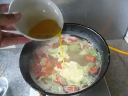Make Eggflowers for noodles step 10