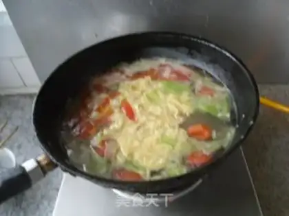 Make Eggflowers for noodles step 11