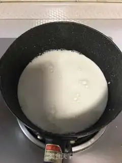 Make Milk tea step 2