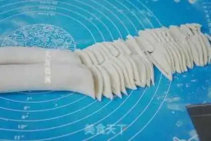 Make The first seven hands step 3