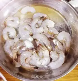 Make Sausage shrimp step 0
