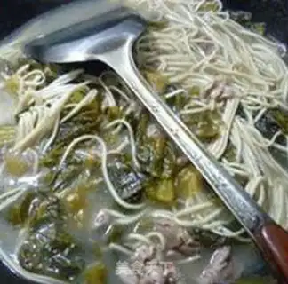 Make Sour sauce, veal noodles step 9