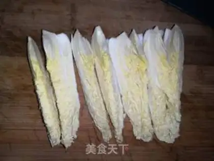 Make Garlic fan dolls step 2