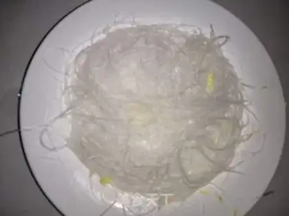 Make Garlic fan dolls step 3