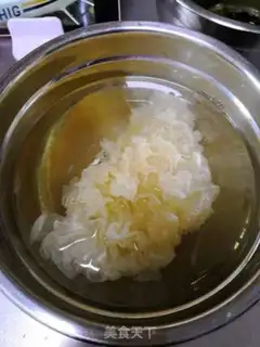 Make Silver ear soup step 0