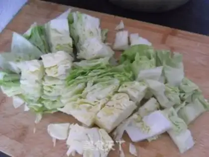 Make Red curry and cabbage step 1