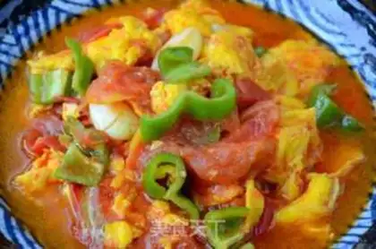 Make Tomato fried eggs step 9
