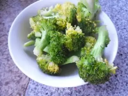 Make Carrot and broccoli step 3