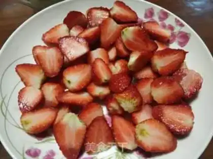 Make Strawberry sauce step 1