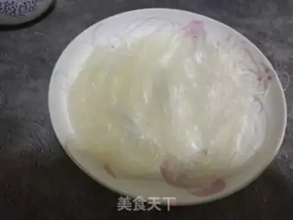 Make Garlic fan dolls step 1
