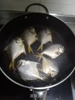 Make Dry-drying minnows step 3