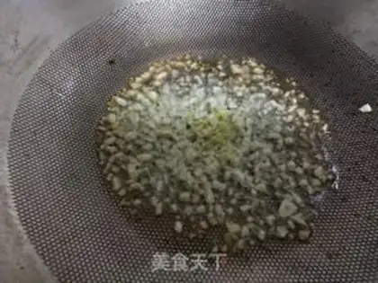 Make Garlic fan dolls step 2