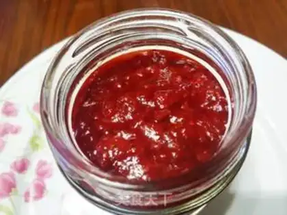 Make Strawberry sauce step 5