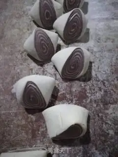 Make Rainbow bun step 6