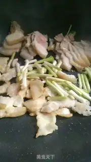 Make Piper pepper and elbow meat step 4