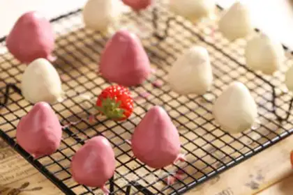 Make Strawberry chocolate step 8