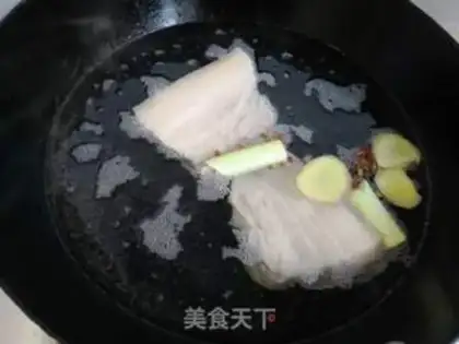 Make Five flowers, sour sauce, tofu step 3