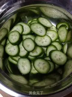 Make A cucumber collide step 2