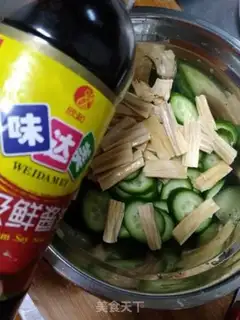Make A cucumber collide step 3