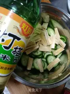 Make A cucumber collide step 4
