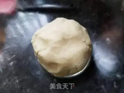 Make A heart-to-heart cookie step 3