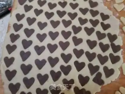 Make A heart-to-heart cookie step 7