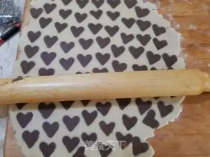 Make A heart-to-heart cookie step 8