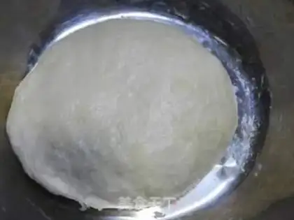 Make Cowhorn rolls step 2