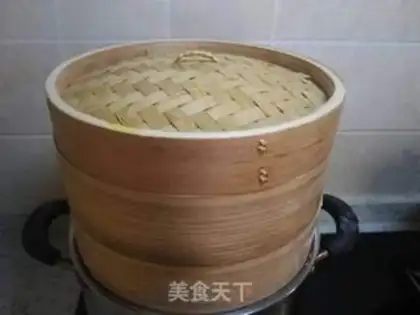 Make Cowhorn rolls step 8