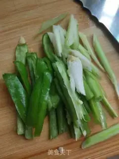 Make Carrot burns pig feet step 11