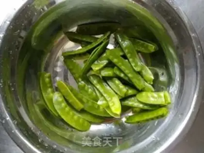 Make Fried Dutch beans step 0