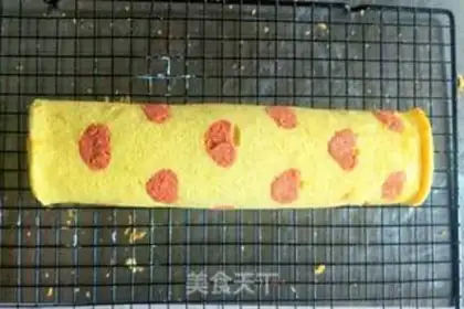Make Buttered Swiss roll step 21