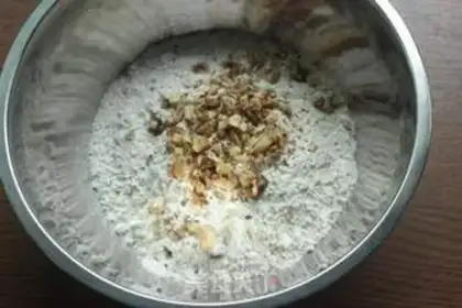 Make Carrot walnut hairloaf step 1