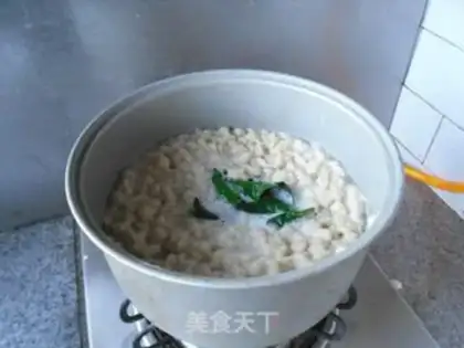 Make Eggs and spinach step 6