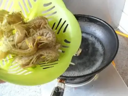 Make Yellow leather shrimp step 3