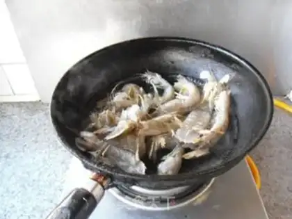 Make Yellow leather shrimp step 4