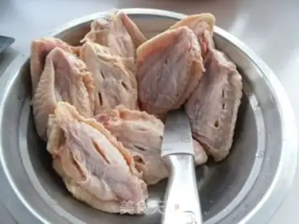 Make Pepper sauce chicken wings step 1