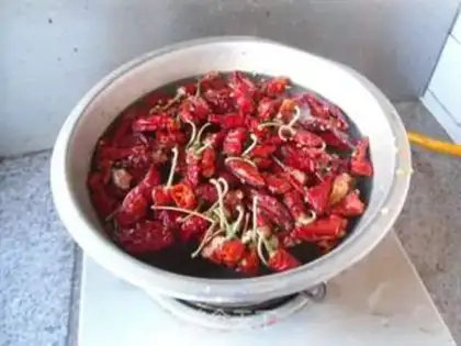 Make Hot chicken head step 4