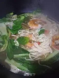 Make Shrimp noodles step 7
