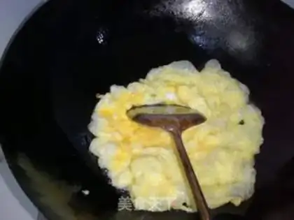 Make Fried eggs step 4