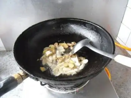 Make Spicy fish head step 2