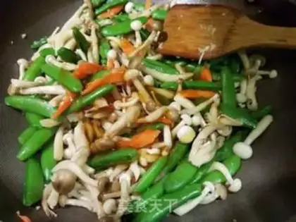 Make Sweet peas fried mushrooms step 8